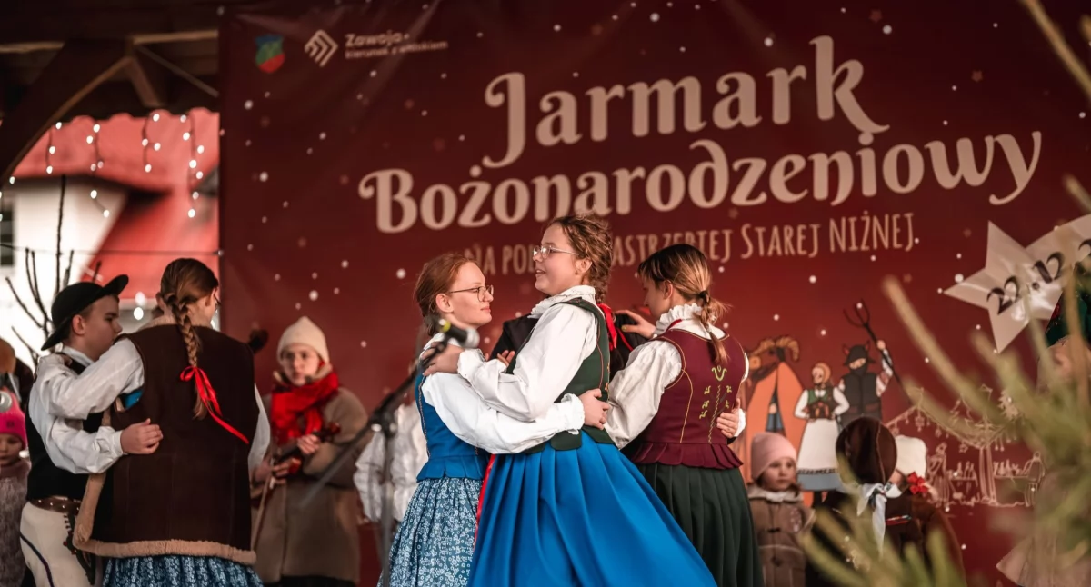 Folklor i Tradycje , Jarmark Bożonarodzeniowy Zawoi - zdjęcie, fotografia