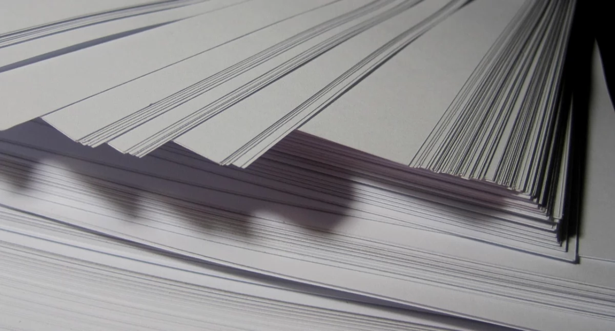 Materiał zewnętrzny, Jakie znaczenie gramatura papieru drukarki papier wybrać - zdjęcie, fotografia