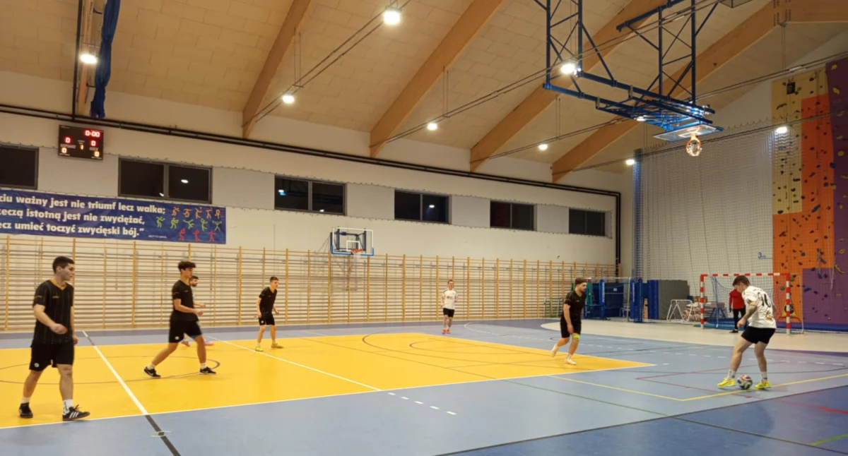 Liga Amatorska, Tabela spłaszczyła Każdy miał znaczenie! - zdjęcie, fotografia