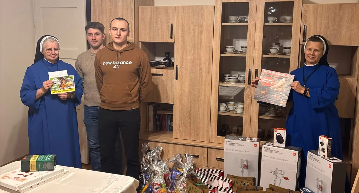 Nasze sprawy, Małopolscy Patrioci Powiat Suski dziewiąty pomocą Wizyta Dziecka Łętowni kolejny sukces Świątecznego Bazarku - zdjęcie, fotografia