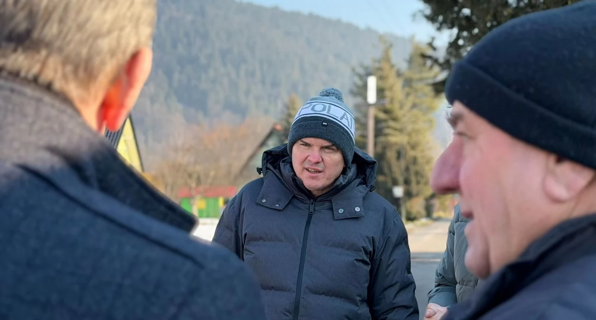 Interwencje, Poseł Mariusz Krystian interweniuje starosty burmistrza sprawie budowy bloków Białce - zdjęcie, fotografia