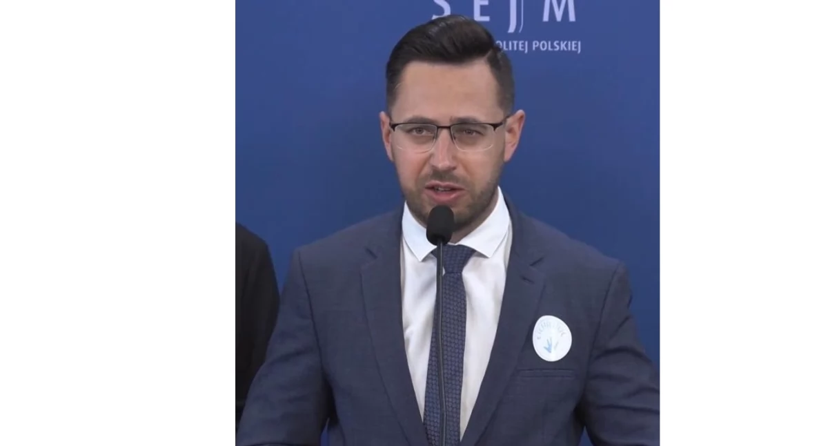 Polityka, stopnie pracy Interpelacja minister - zdjęcie, fotografia