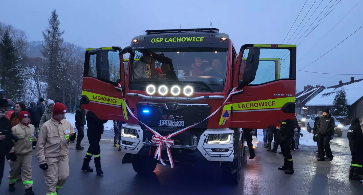 Z remizy, ponad miliona złotych Lachowice - zdjęcie, fotografia