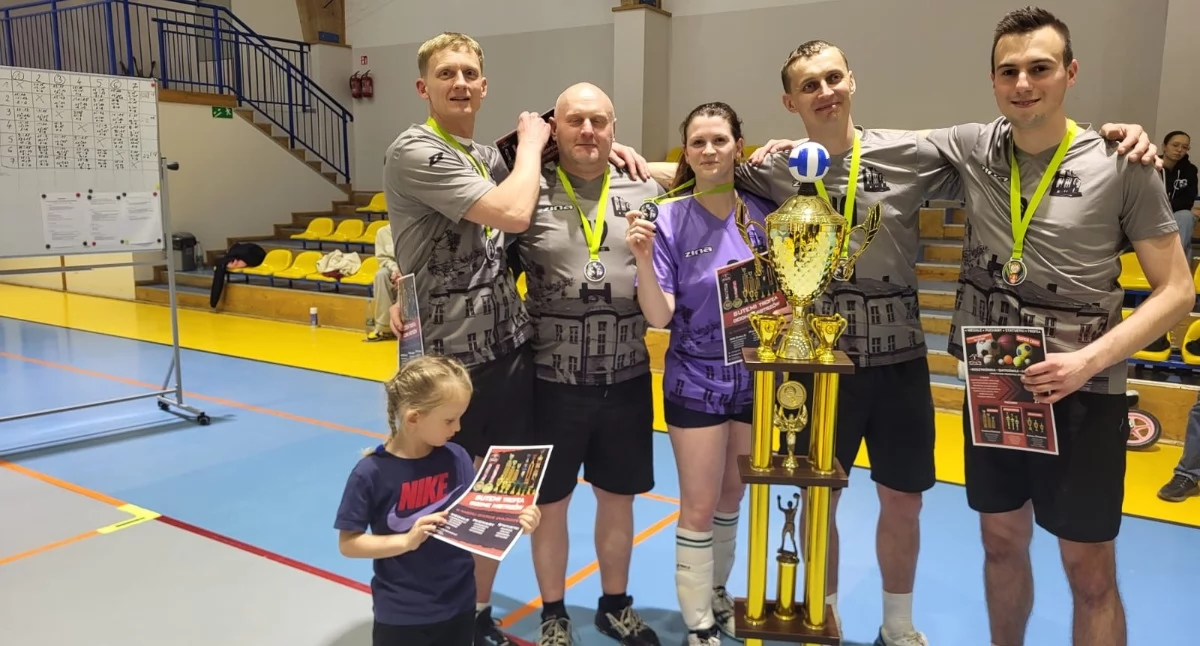 Sport szkolny, Puchar siatkarskie zmagania nauczycieli Hugona Kołłątaja Jordanowie - zdjęcie, fotografia