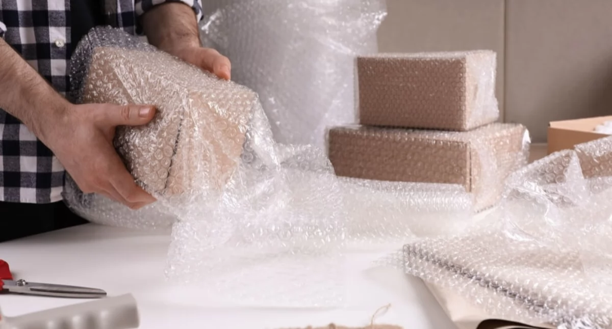 Materiał zewnętrzny, Pudełka wieczkiem commerce kiedy sprawdzają lepiej klasyczne kartony - zdjęcie, fotografia
