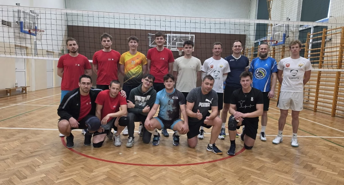 Liga Amatorska, Dynamit odpalił Dumę Juszczyna Kompany bliżej playoffach - zdjęcie, fotografia