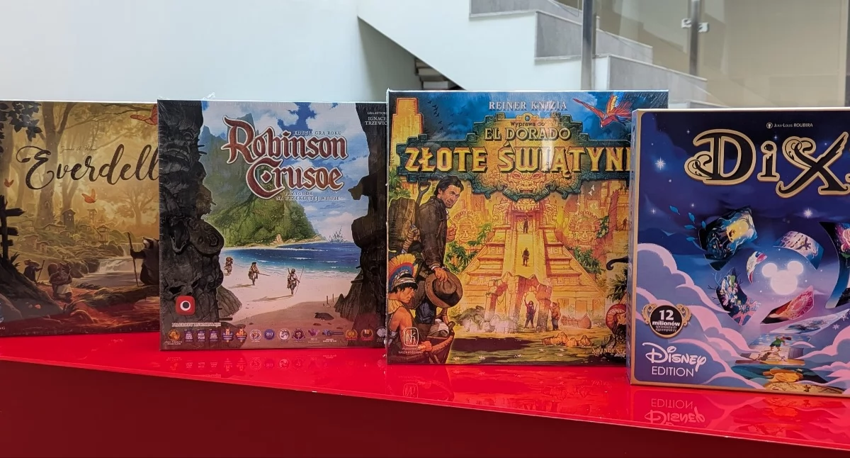 Literatura i poezja, Zgarnij planszówkowe hity! Mistrzostwa Scrabble Bibliotece Suskiej jedenasty - zdjęcie, fotografia