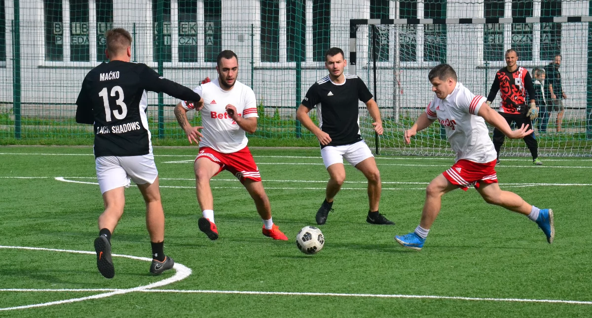 Liga Amatorska, sezon drużyny - zdjęcie, fotografia