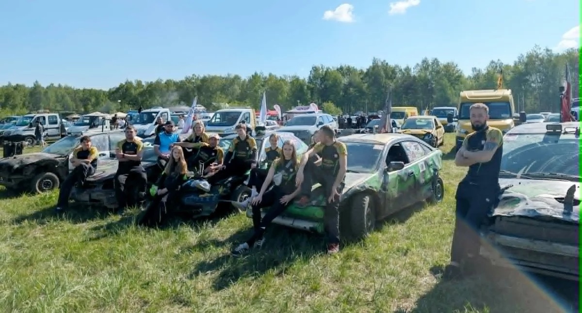 Motosport, Stryszawa sukcesami podczas charytatywnego „Jedziemy bawić pomagać” - zdjęcie, fotografia