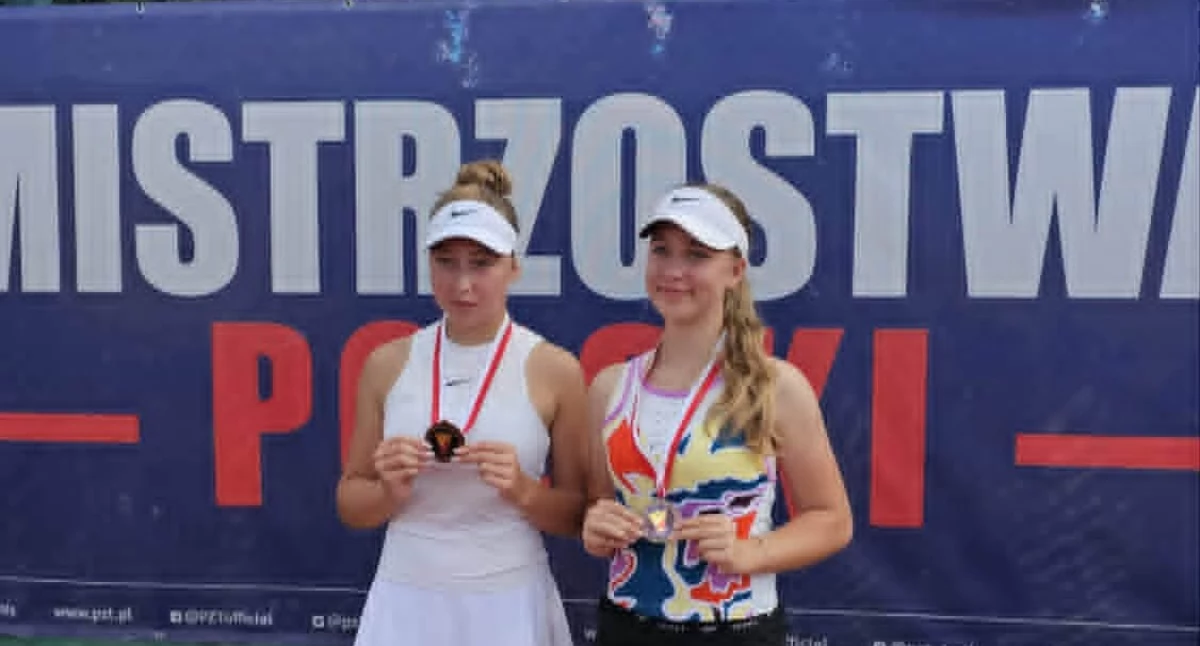 Tenis, Brąz mistrzostw Polski Katarzyny Listwan Makowa Podhalańskiego - zdjęcie, fotografia
