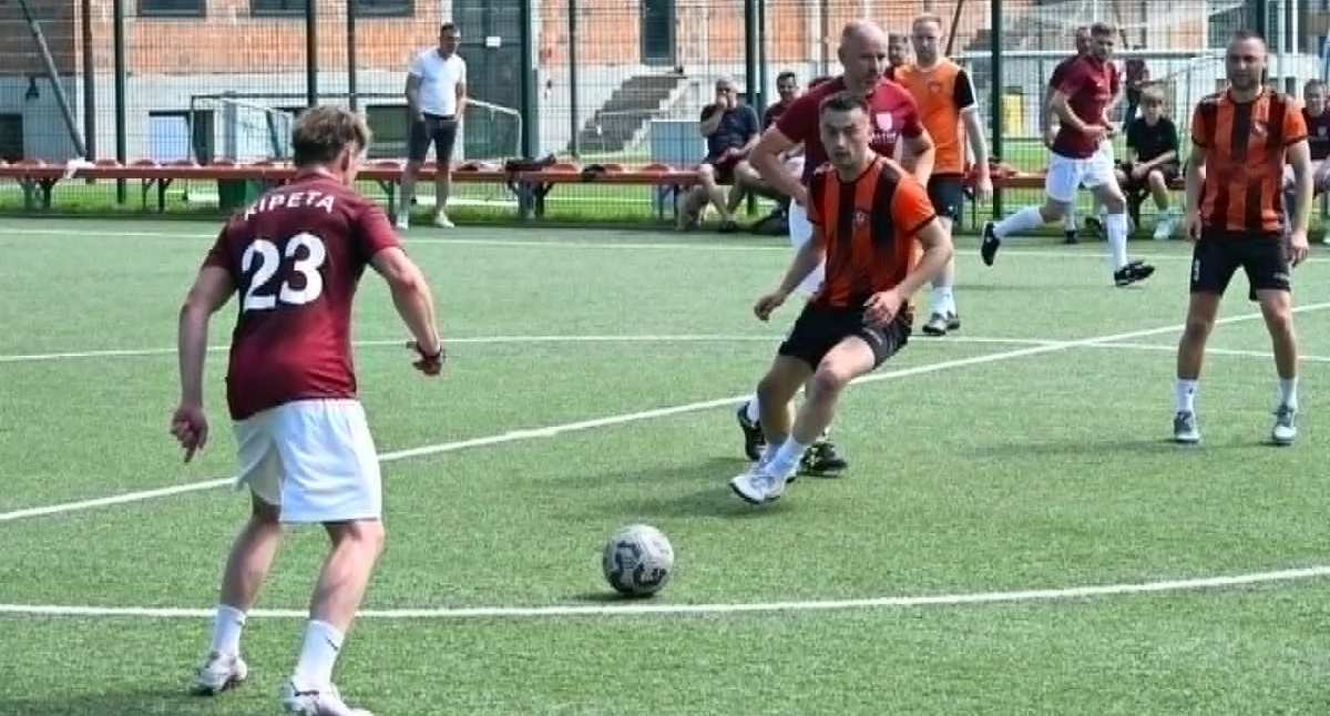 Liga Amatorska, Spotkanie szczycie remis oznacza - zdjęcie, fotografia