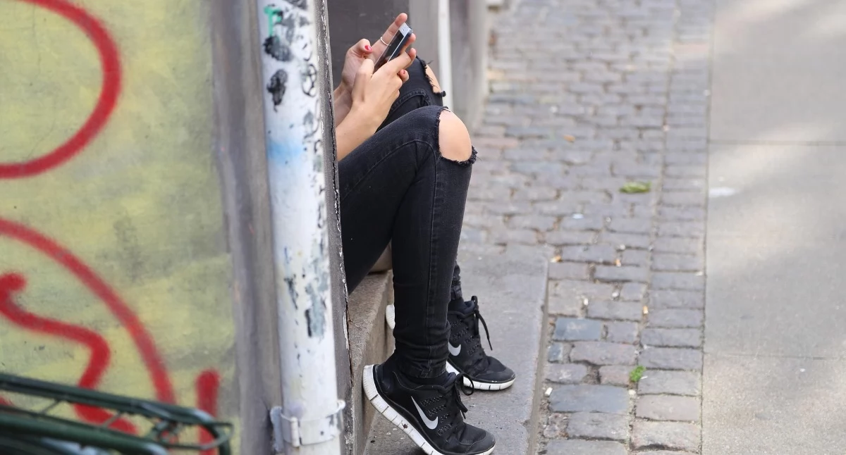 Ze świata, Europosłowie pozwolą czytać WhatsAppa mieszkańców powiatu suskiego! Sprawdź głosowali - zdjęcie, fotografia