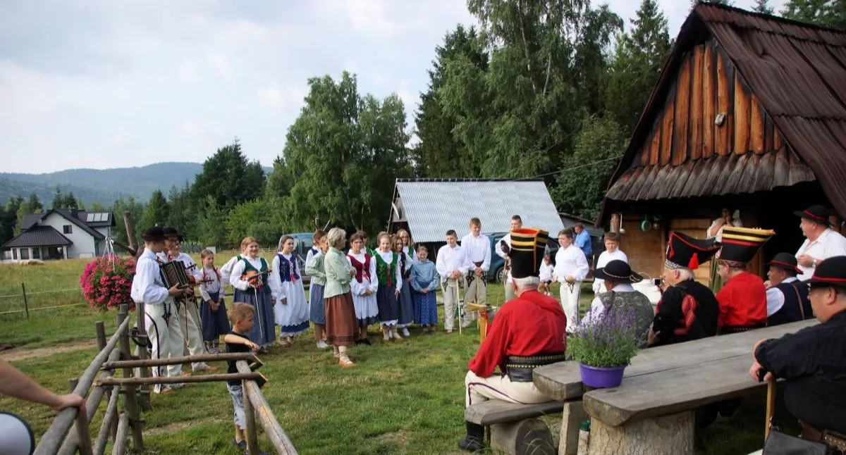 Rozrywka, Chodniku Zbójnickim Skawica zaprasza - zdjęcie, fotografia