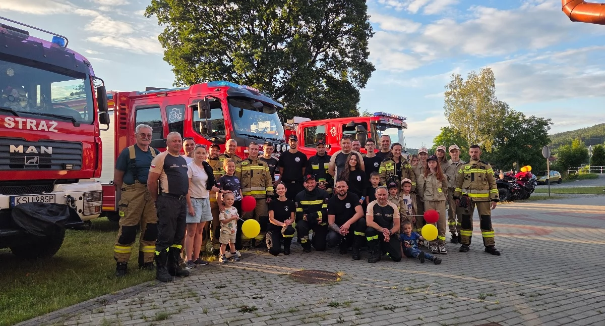 Pomoc społeczna, kilometrów pełnym umundurowaniu Strażackie wyzwanie Kazika zakończyło wielkim sukcesem - zdjęcie, fotografia