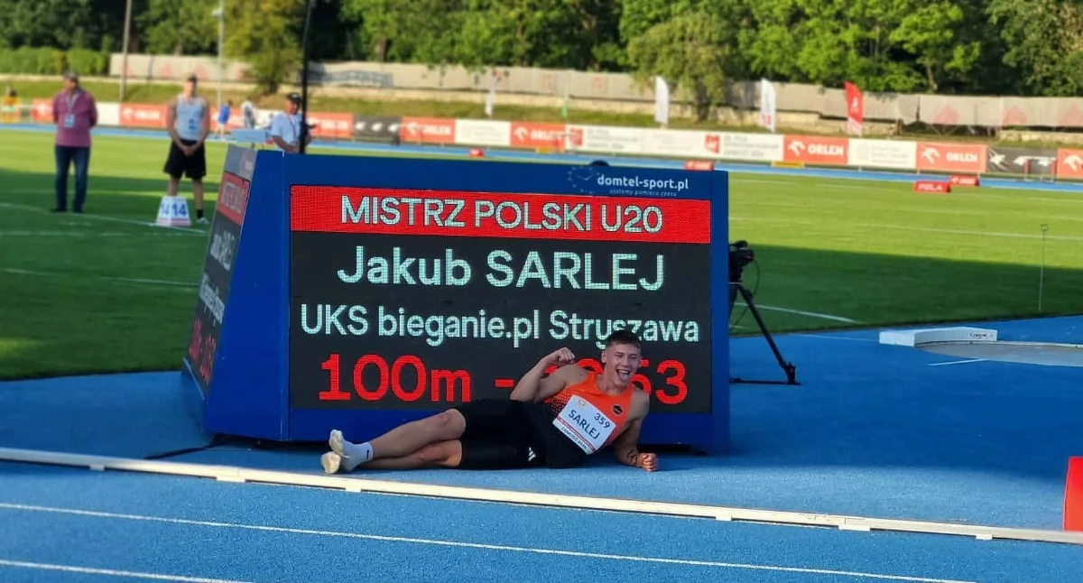Biegi, rekord życiowy złoty medal Jakuba Sarleja - zdjęcie, fotografia