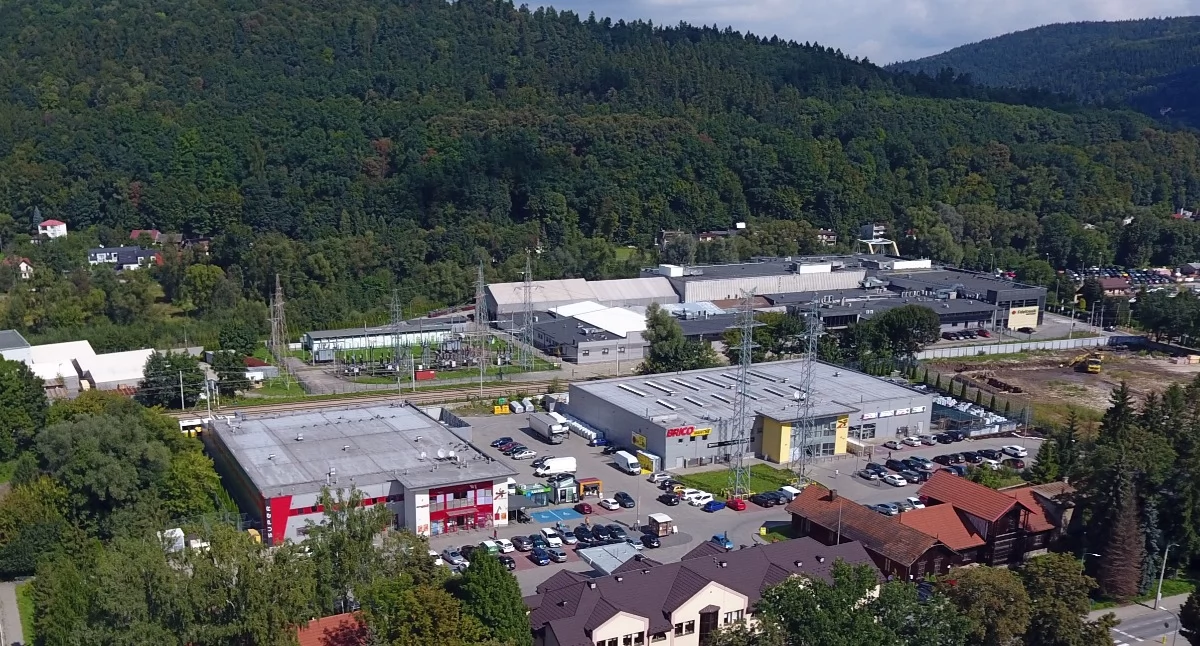 Finanse i Budżet, Milionowa inwestycja Suchej Beskidzkiej Gmina przejmie teren centrum miasta - zdjęcie, fotografia