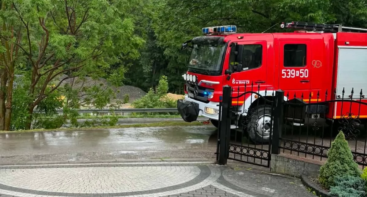 Miejscowe zagrożenie, zgłoszeń burzach powiecie suskim - zdjęcie, fotografia