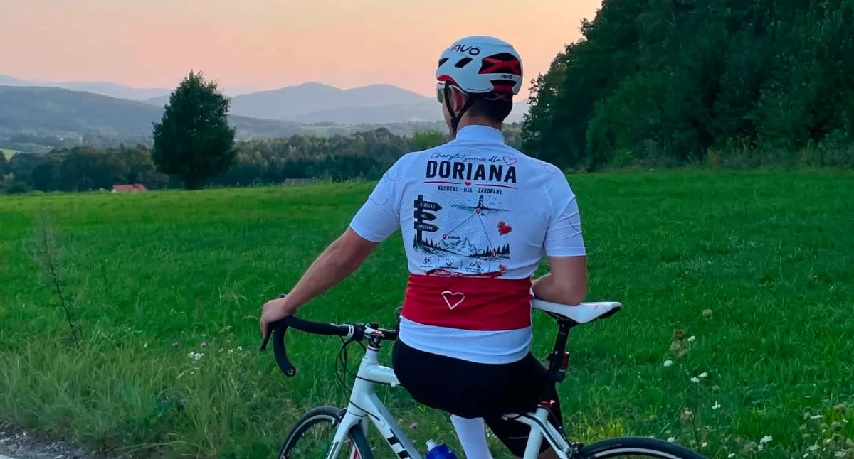 Pomoc społeczna, kilometrów Doriana Grzegorz Bogdanik rusza niezwykłą rowerową misję - zdjęcie, fotografia