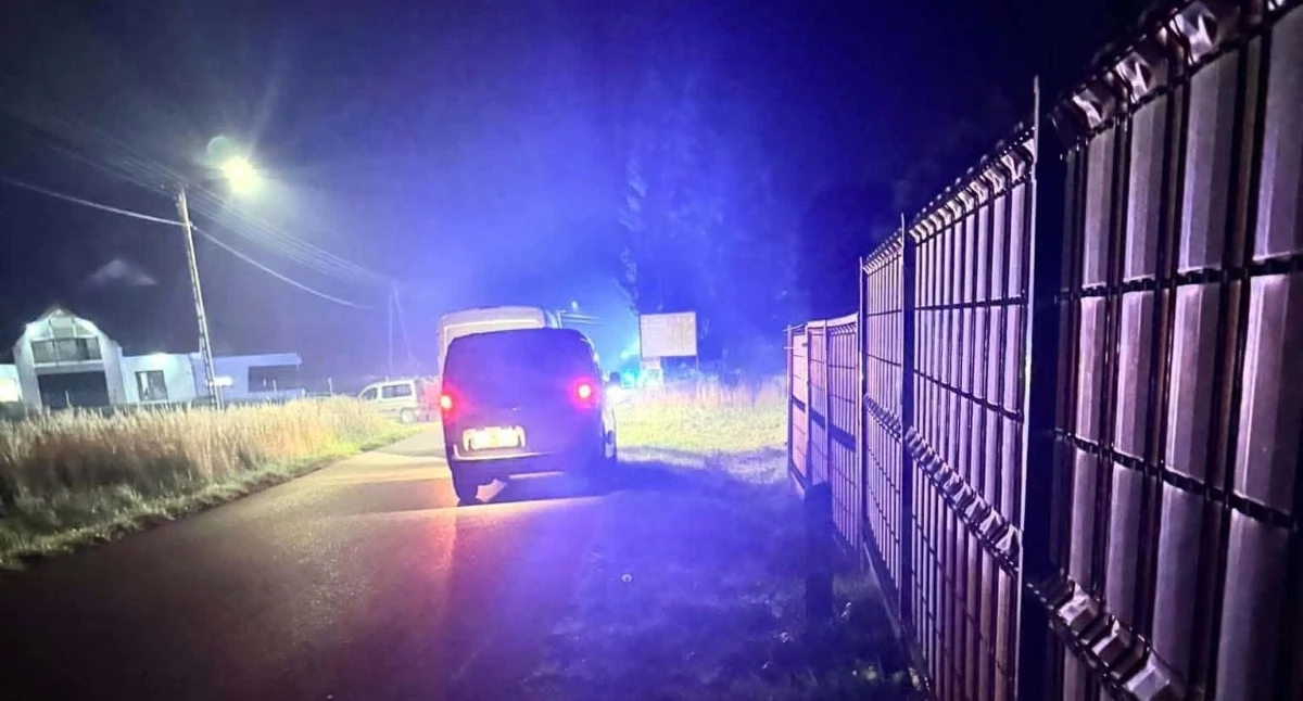 Interwencje, Niebezpieczne zdarzenie drogowe Targoszowie utrudnienia - zdjęcie, fotografia