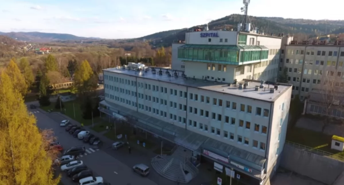 Nasze sprawy, Szpital Suchej Beskidzkiej skończył milionowymi umowami kontrakty niższe rekordów - zdjęcie, fotografia