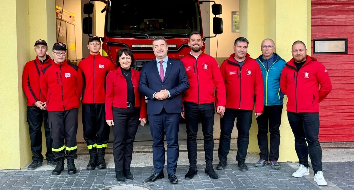 Z remizy, sprzęt Maków Podhalański Zakup - zdjęcie, fotografia
