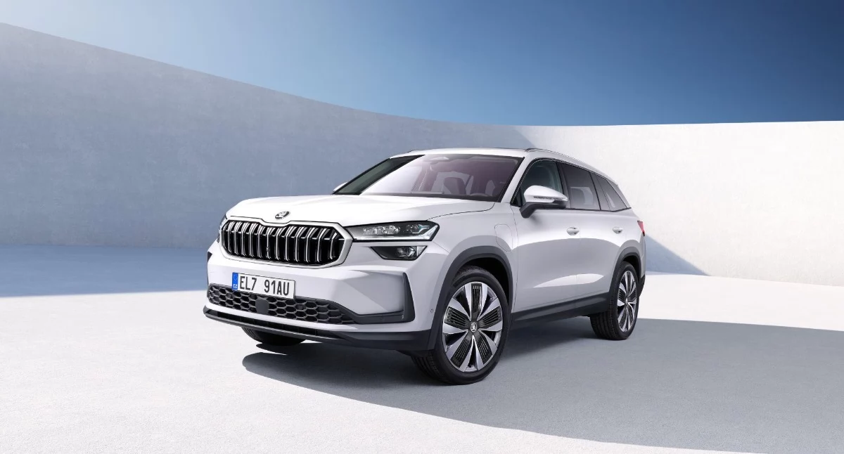 Materiał zewnętrzny, Škoda Kodiaq Sportline wyrazisty wygląd sportowy sznyt dużym - zdjęcie, fotografia