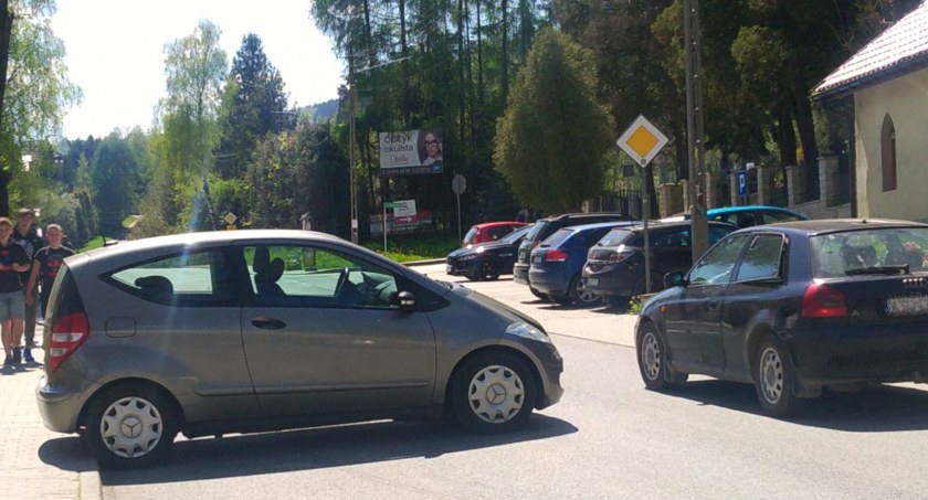 Fot. Gdzie stoją? Maków Podhalański, powiat suski