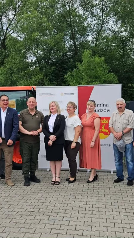 „Takie czasy wymagają przygotowania”. Budzów odebrał sprzęt ochrony ludności z programu OLiOC