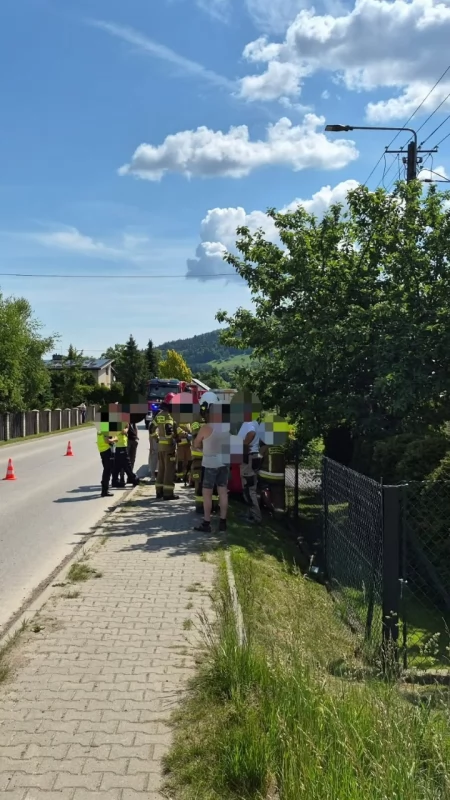 Zdarzenie drogowe w Lachowicach. Wezwano śmigłowiec LPR