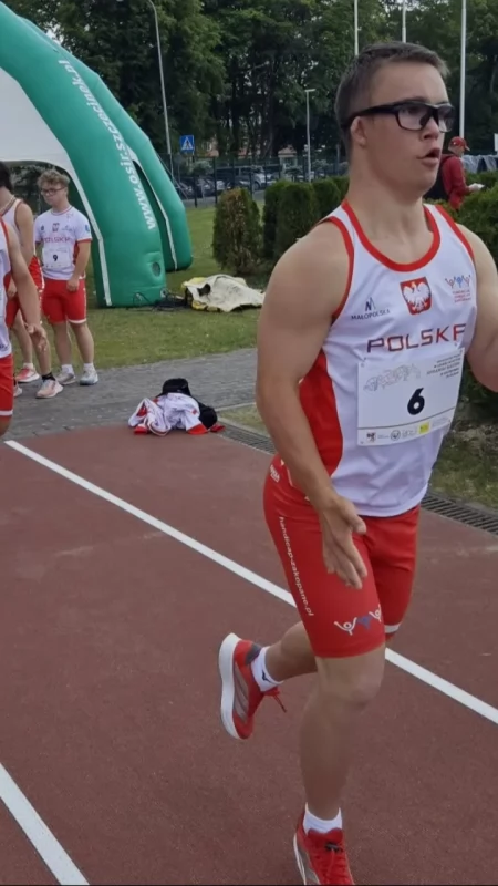 Jan Wolczko w drodze na Mistrzostwa Świata w Lekkoatletyce w Bułgarii