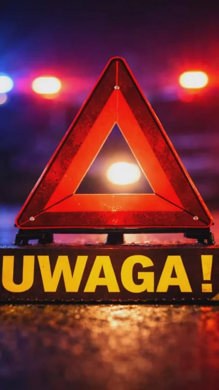 Potrącenie kobiety na DK28 w Kojszówce. Droga całkowicie zablokowana