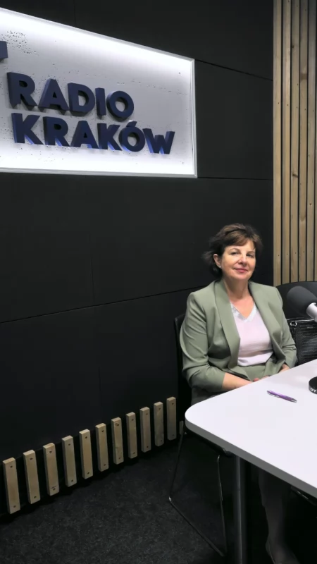 AI zamiast dziennikarzy? Interwencja posła po głośnej decyzji Radia Kraków