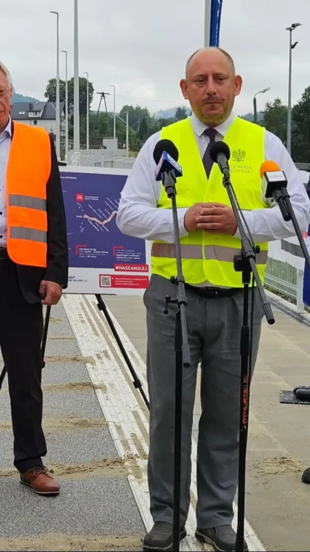 Ostatnia prosta modernizacji linii kolejowej Sucha Beskidzka – Żywiec. Pociągi wrócą jeszcze w tym roku
