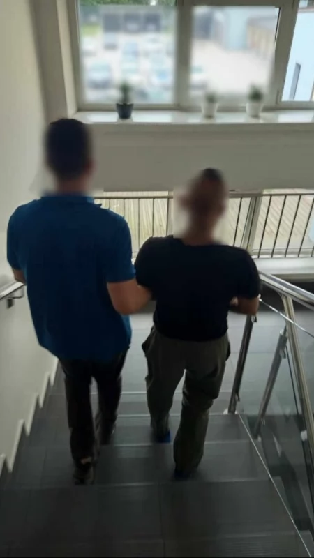 Nocny rajd pijanego kierowcy zakończony w okolicach Zembrzycach