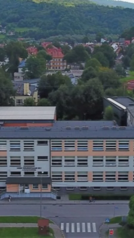 Idą duże zmiany w szkolnych kuchniach. Bezpłatny kurs dla pracowników placówek z powiatu suskiego