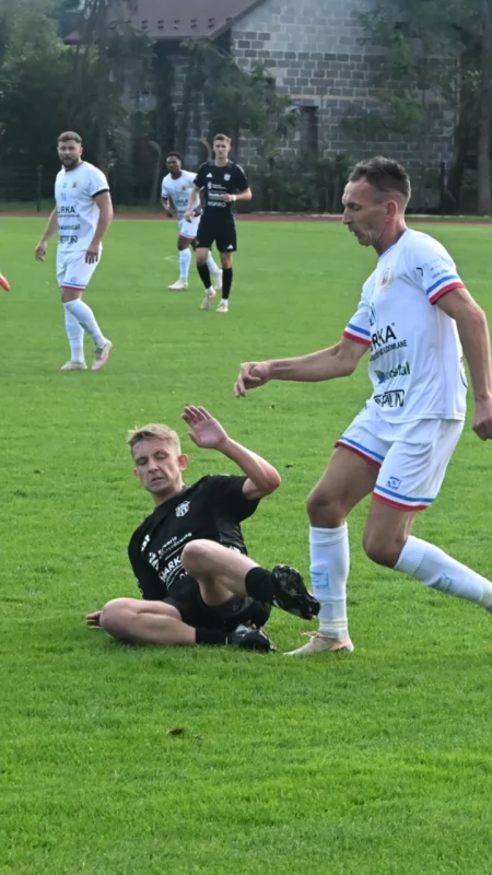 OKRĘGÓWKA: Halniak odwraca losy spotkania, Bystra wciąż czeka