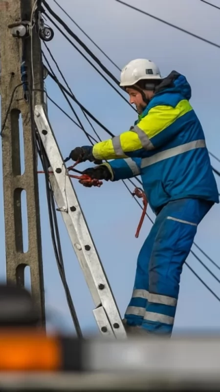 Gdzie i kiedy wyłączą prąd w powiecie suskim? Harmonogram 21.09–25.9 2026