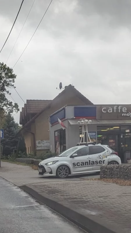 Samochód z kamerą na dachu jeździł po Suchej Beskidzkiej. Co sprawdzał?