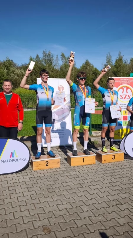 Siedem medali dla powiatu suskiego! Nasi kolarze podbili Małopolskę