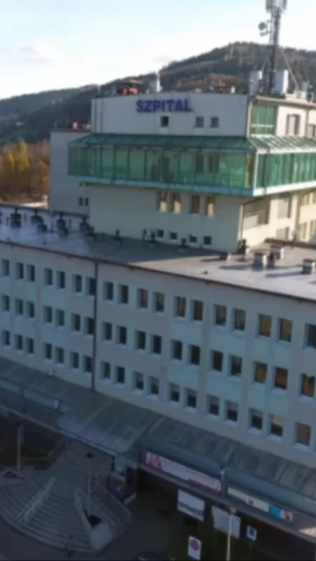 Szpital w Suchej Beskidzkiej skończył z milionowymi umowami? Nowe kontrakty niższe od rekordów z 2025 roku
