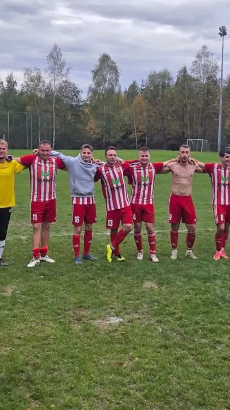 B-KLASA WADOWICKA: Czerwone derby i hat-trick Mirochy w Marcówce, kontrowersyjny rzut karny w Skawicy, Grom przegrywał, Grom zwyciężył, Świt nie wszedł po przerwie