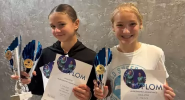 Julia Stec bez straty seta wygrywa ogólnopolski turniej singlowy i deblowy