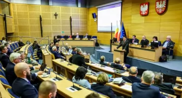 Radni apelują o zakaz mediów społecznościowych dla dzieci do 15. roku życia