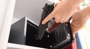Coraz więcej (nie!) legalnej broni! NIK alarmuje