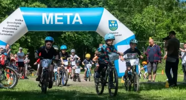 Młodzi kolarze rywalizowali nad Skawą. Za nami XXXI Terenowy Wyścig Rowerowy (wideo-foto)