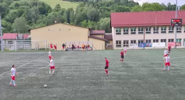 OKRĘGÓWKA: W Narożu nadal nie przypomniano sobie jak się przegrywa