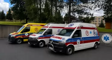 Ćwiczenia służb ratowniczych przy SOR w Suchej Beskidzkiej.