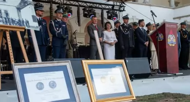 Strażackie święto na dziedzińcu zamku (foto-wideo)