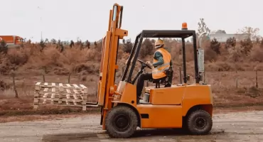 Wózek widłowy Linde H40 – dane techniczne i zastosowanie