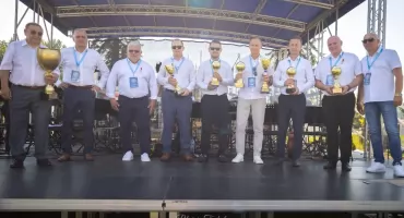 Halniak doceniony i nagrodzony, Halniak też nagradzał